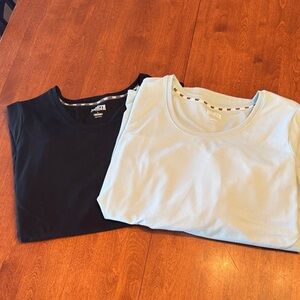 Duluth Black and Light Mint long sleeves